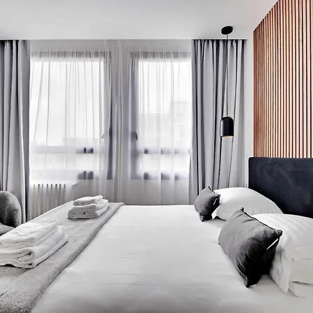 Elegant - 3br-8p - Champs-elysees París
