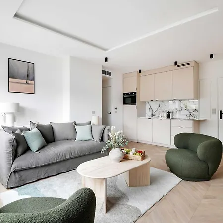 Elegant - 3br-8p - Champs-elysees Apartment